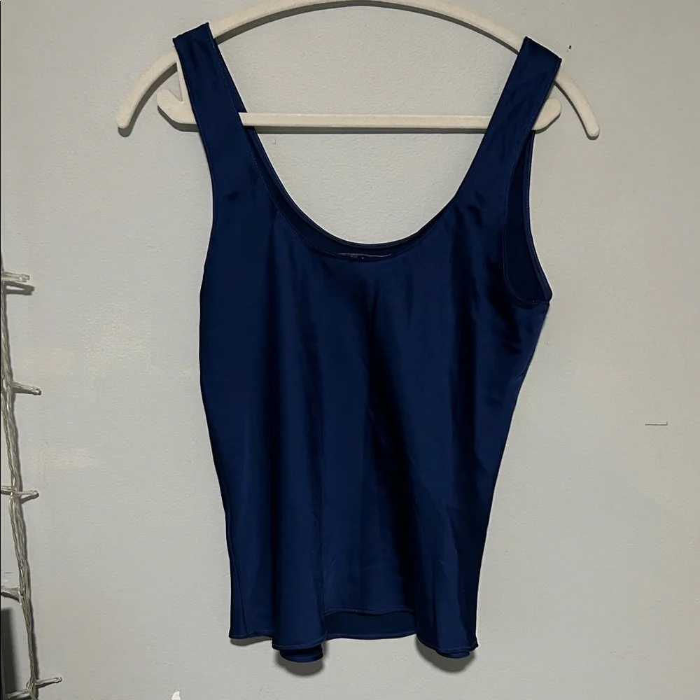 Abercrombie & Fitch Navy Tank - Picture 3 of 3